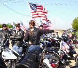 Patriot Guard drown out nutters